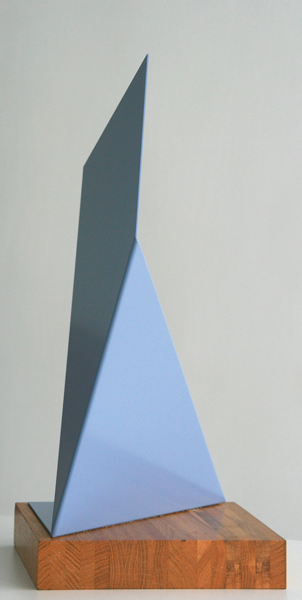 Balance / Metallfaltung 4, 201348 x 22 x 22 cmAluminium, lackiert