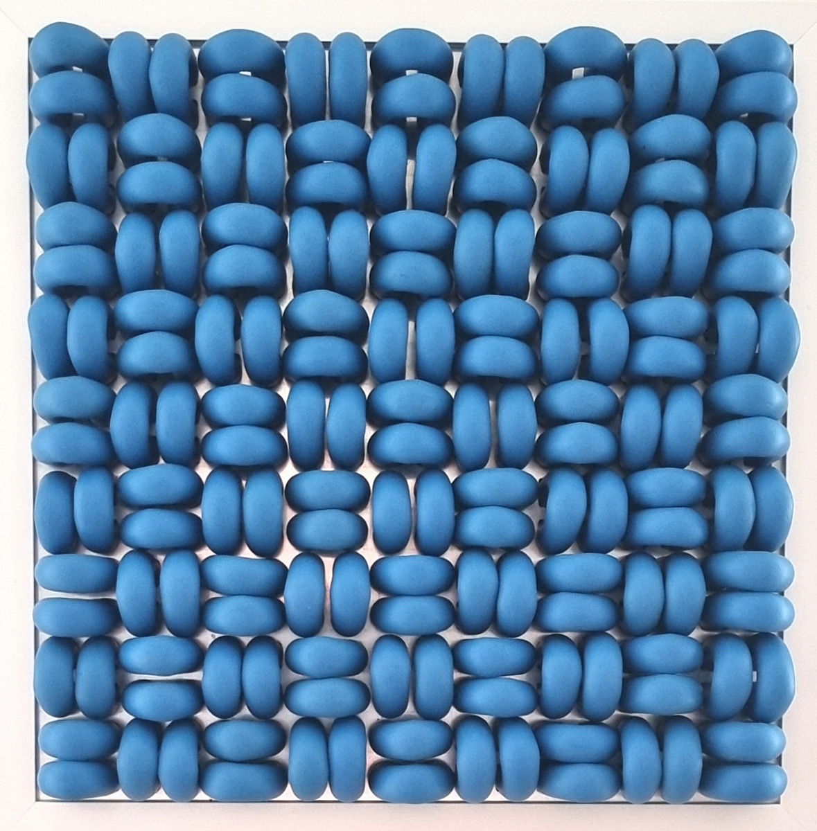 5 Farben (Blau), 202230 x 30 x 5,5 cmAluminium, elastomere Rundschnüre