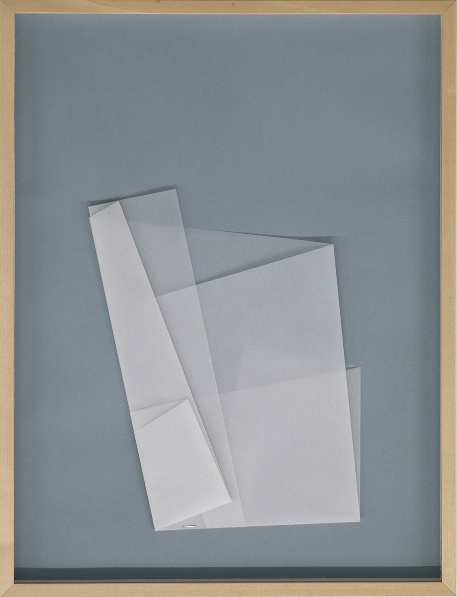 Pliage blasse 1, 202040 x 30 cm in 41,7 x 31,7 cmCollage, folded paper on paper; framed in museum glass