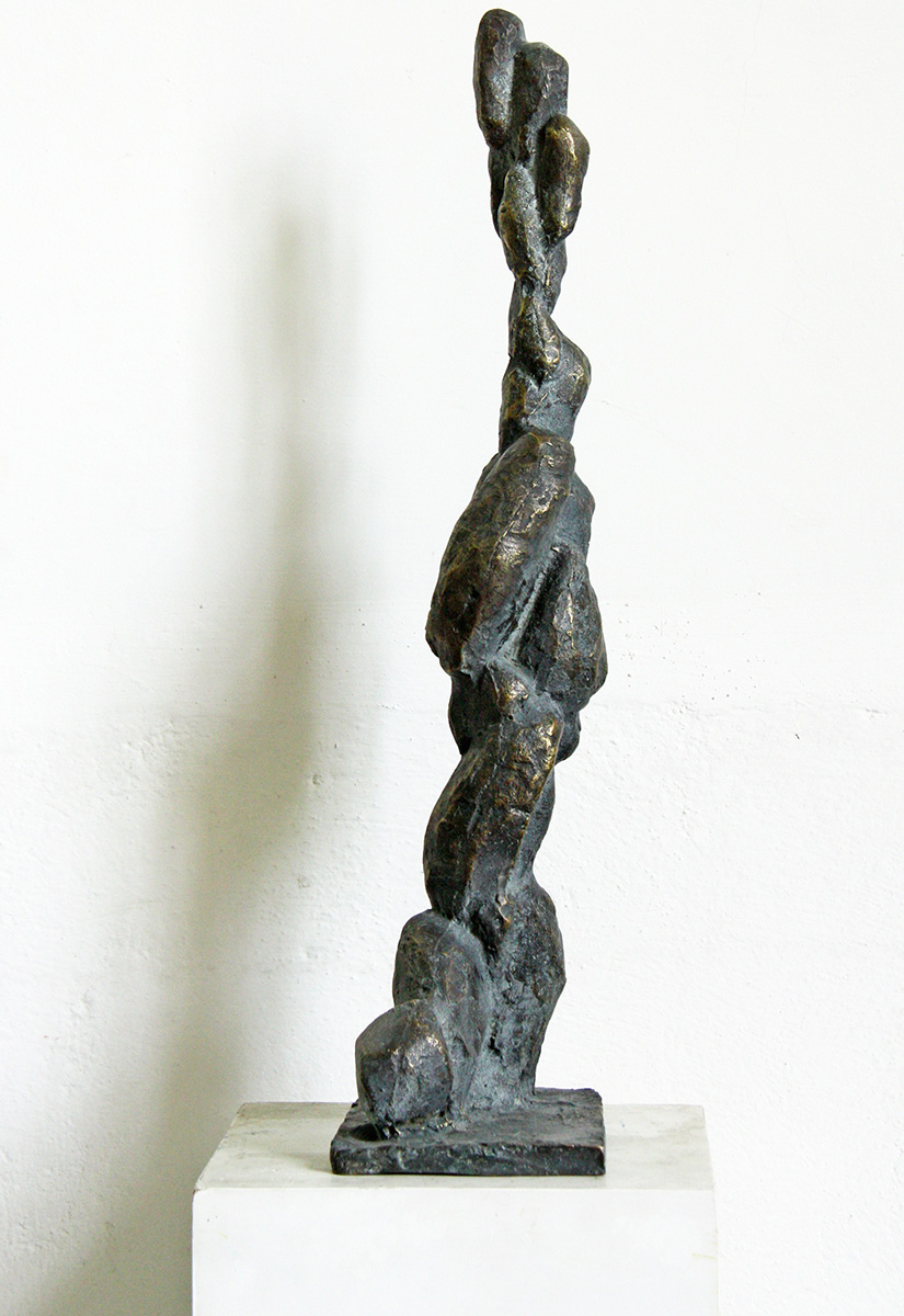 Figuration stehend, 196057 x 13 x 16 cmBronze; Auflage: 6