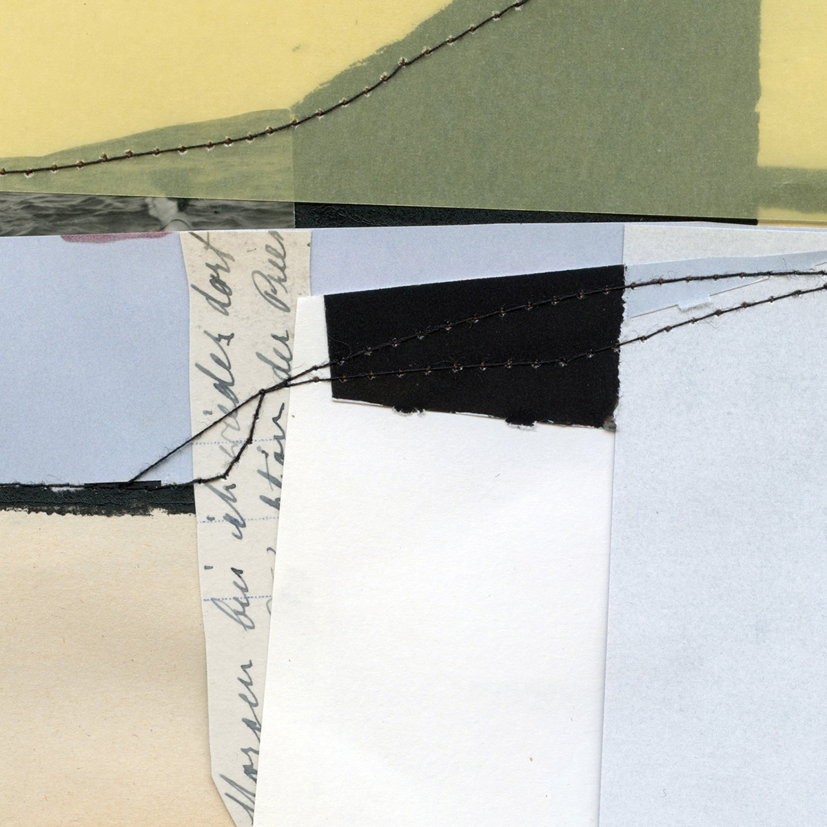 Poesie der kleinen Dinge 63, 202210,5 x 10,5 cm in 30 x 30 cmPapiercollage, Vintage Handschriften und Fotos, genäht; gerahmt Poesie der kleinen Dinge 63, 202210,5 x 10,5 cm in 30 x 30 cmPapiercollage, Vintage Handschriften und Fotos, genäht; gerahmt