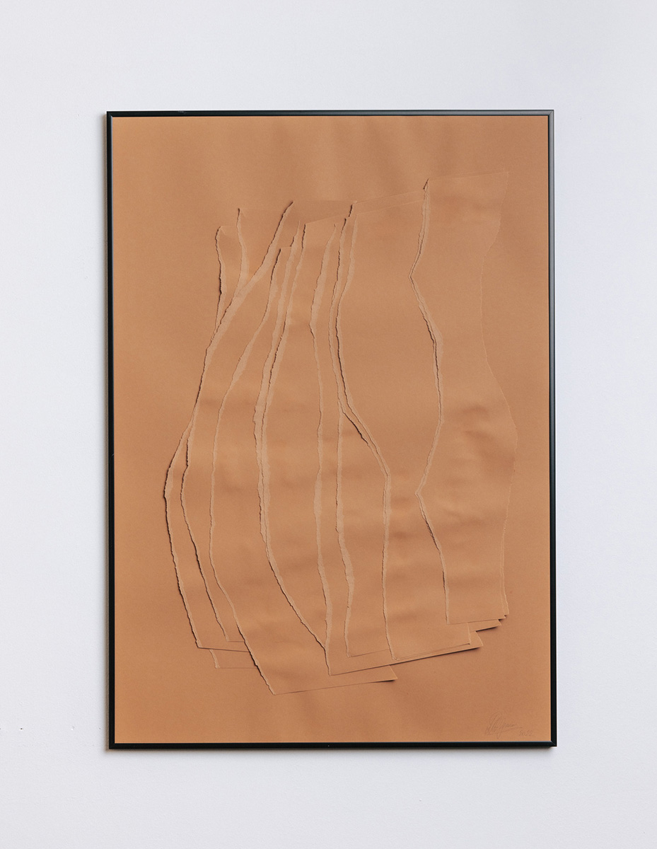 déchirure 1, 2022100 x 70 cm in 102,2 x 72,2 cmCollage, Papier auf Papier; gerahmt in Museumsglas déchirure 1, 2022100 x 70 cm in 102,2 x 72,2 cmCollage, Papier auf Papier; gerahmt in Museumsglas