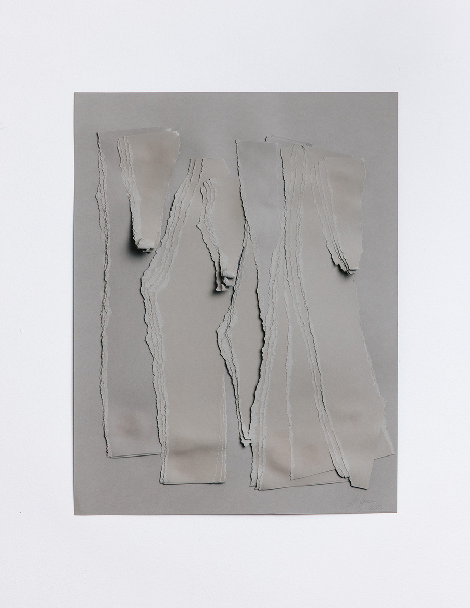 petite déchirure taupe, 202265 x 50 cm in 71,3 x 55,5 cmCollage, Papier auf Papier; gerahmt in Museumsglas petite déchirure taupe, 202265 x 50 cm in 71,3 x 55,5 cmCollage, Papier auf Papier; gerahmt in Museumsglas