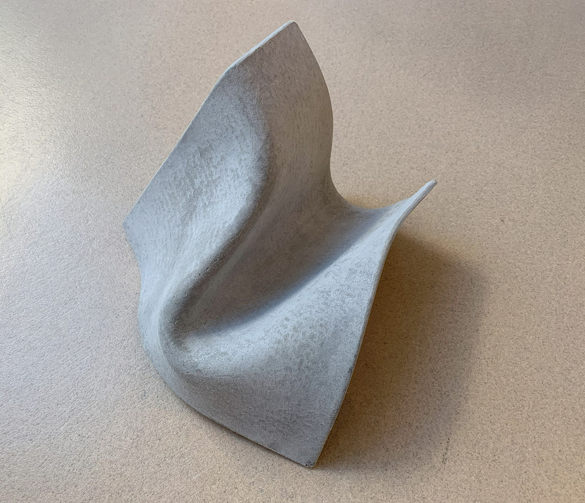 Rechteckige Einfalt mit loser Einfachverdrehung 02, 202325 x 26 x 17 cmfibre cement