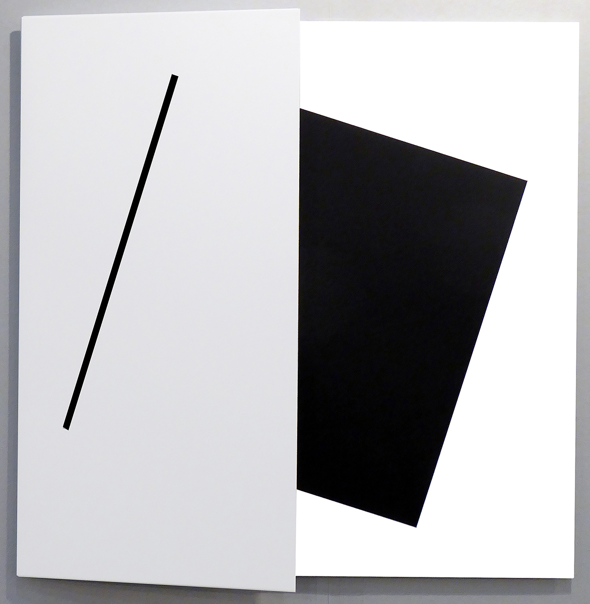 Kontur - DAS Schwarze Quadrat, 202050 x 50 x 6 cmwhite-black, line painted,aluminum, acrylic lacquer Kontur - DAS Schwarze Quadrat, 202050 x 50 x 6 cmwhite-black, line painted,aluminum, acrylic lacquer