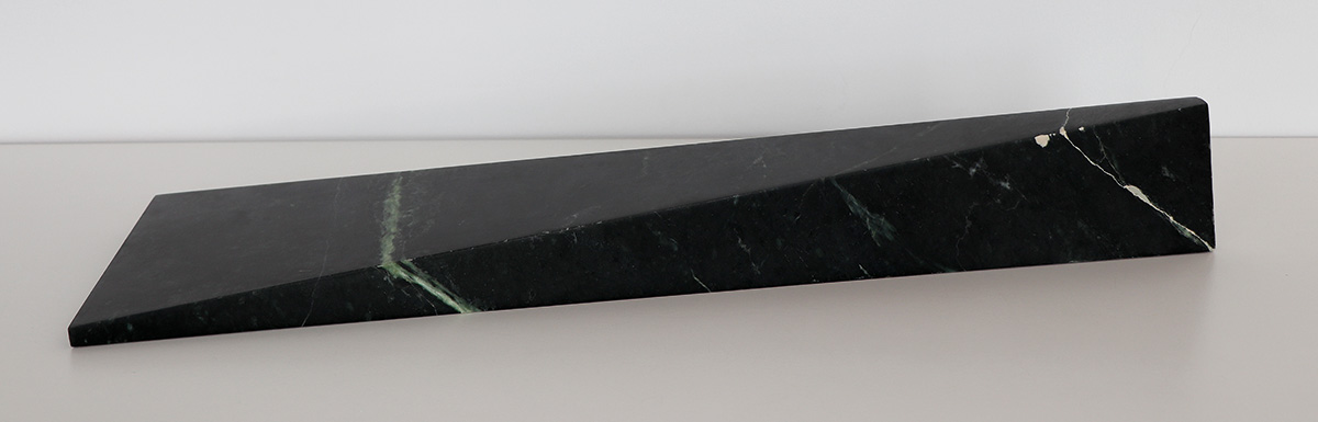 Neith, 200962 x 18 x 9 cm„Tauerngrün“ (serpentine from East Tyrol with light green shades)