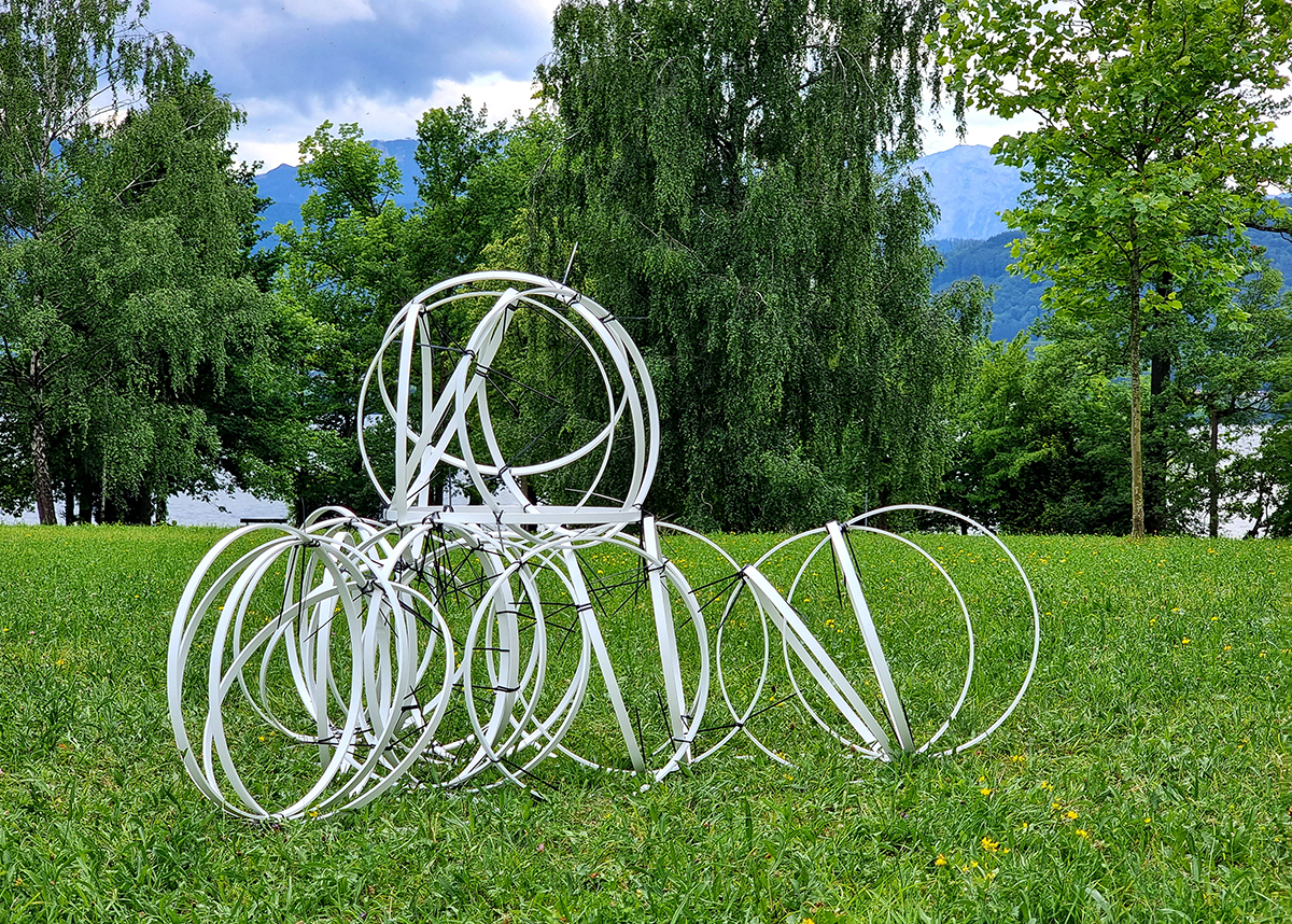 WORK-OUT, 2023120 x 230 x 250 cm;Stahl, pulverbeschichtet, Kabelbinder