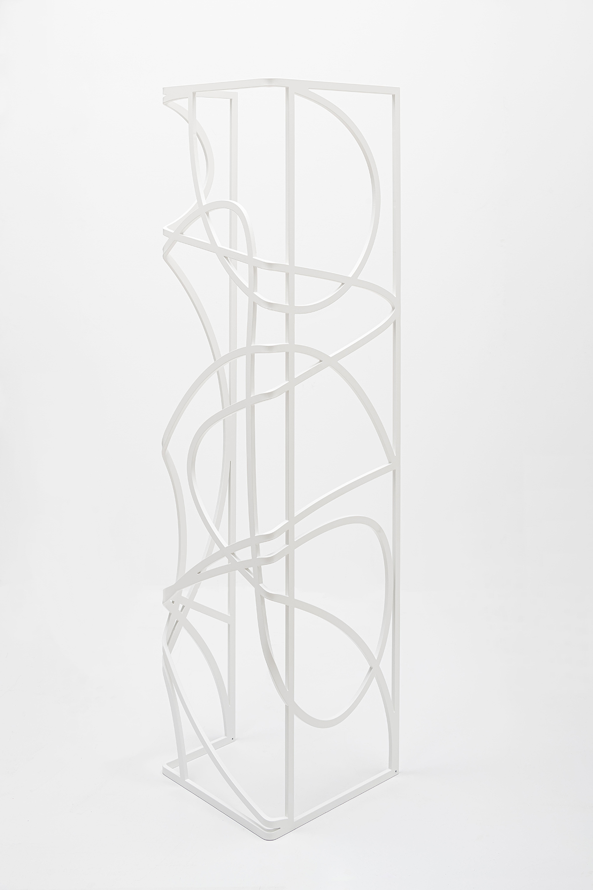 RAUMKURVE, 2023163 x 40 x 41,6 cmSteel, powder-coated