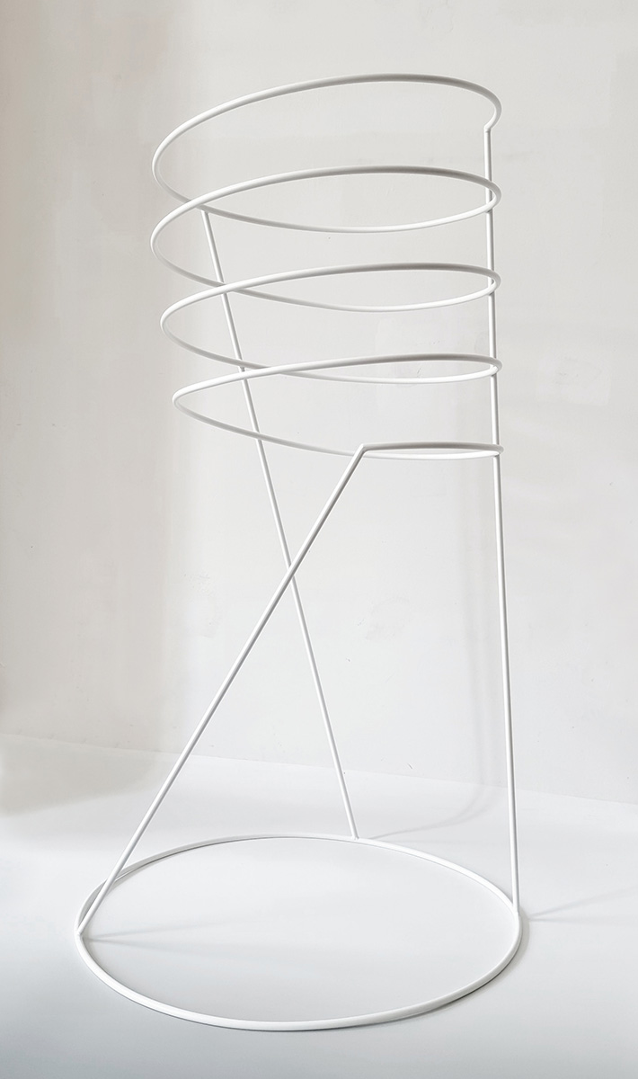 Untitled (Compactage en blanc), 2022102 x 43 x 43 cmround steel, powder-coated