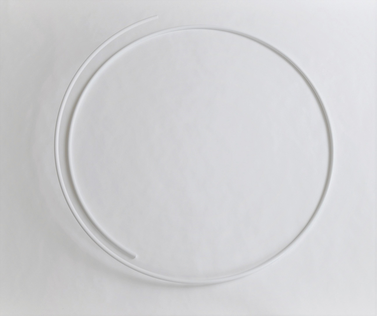 Ohne Titel (Kreidekreis), 2020110 x 110 x 2,4 cmFederstahl Ø 24 cm, pulverbeschichtet