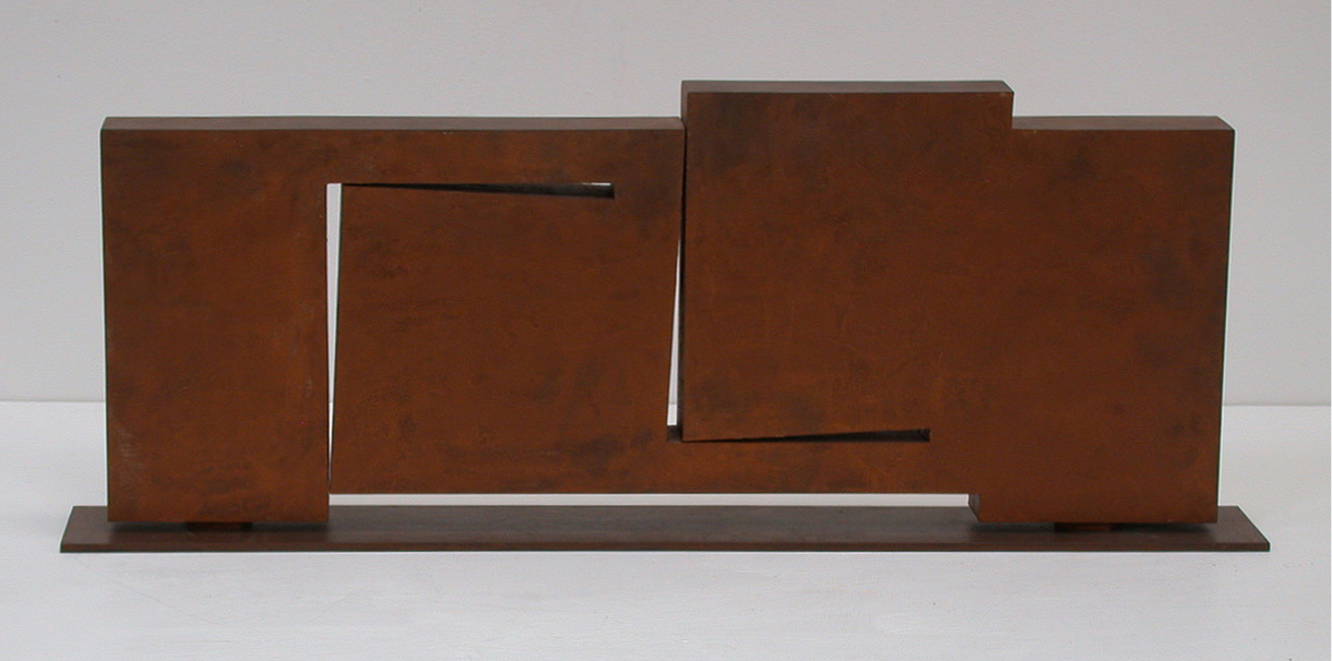 Displacement: Horizontal Format, 201924,5 x 66 x 9,4 cm; Sperrholz, Bronzepuder 