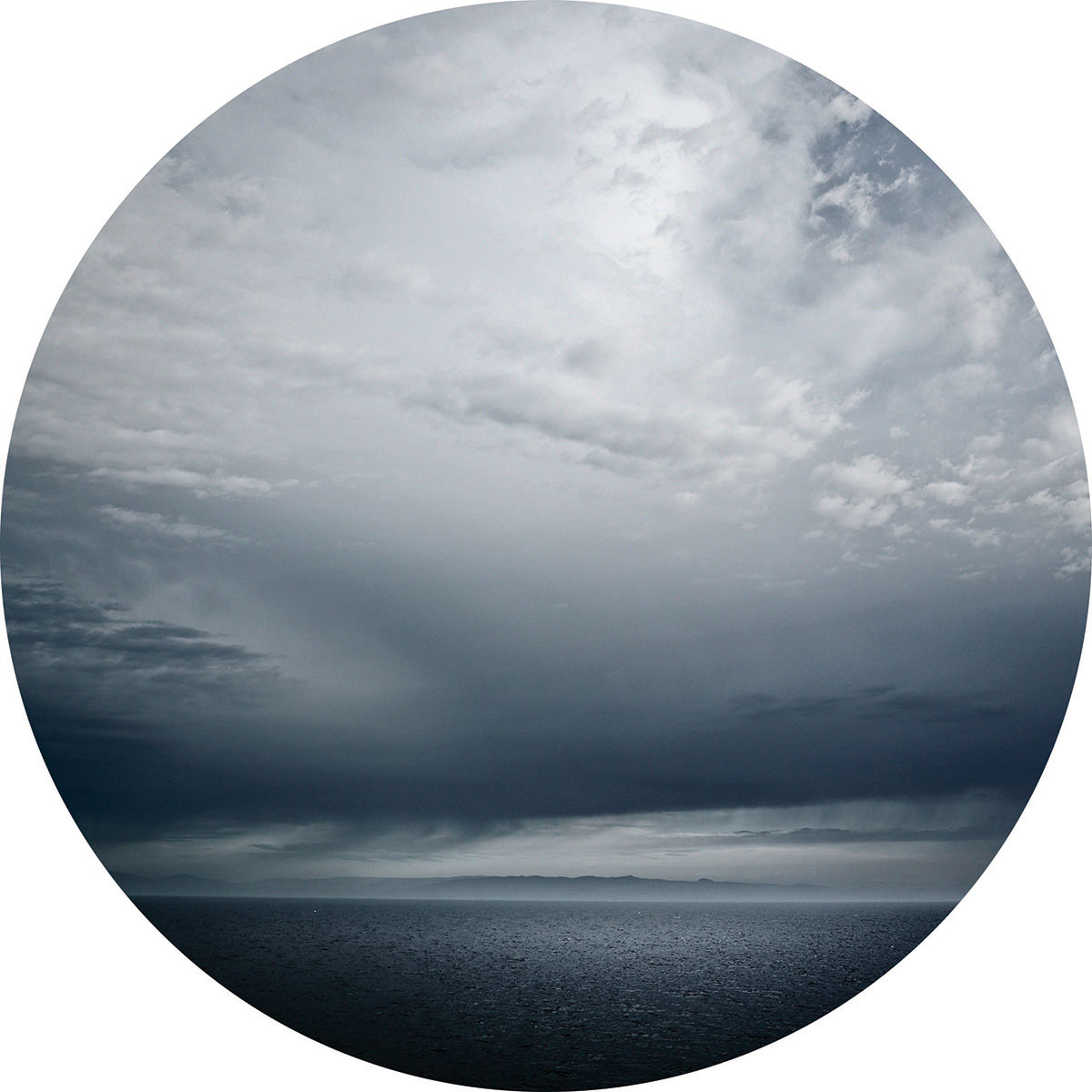 Heaven and Hope 12, 2016ø = 50 cmPhotography, ChromaLuxe metal print, aluminium metallic;Edition: 3 + EA 2