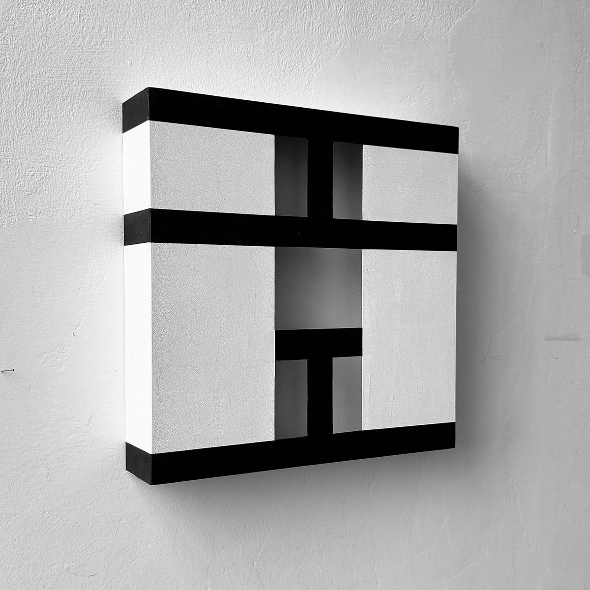 UTW4 (black lines), 200830 x 30 x 6 cmacrylic on zinc and wood