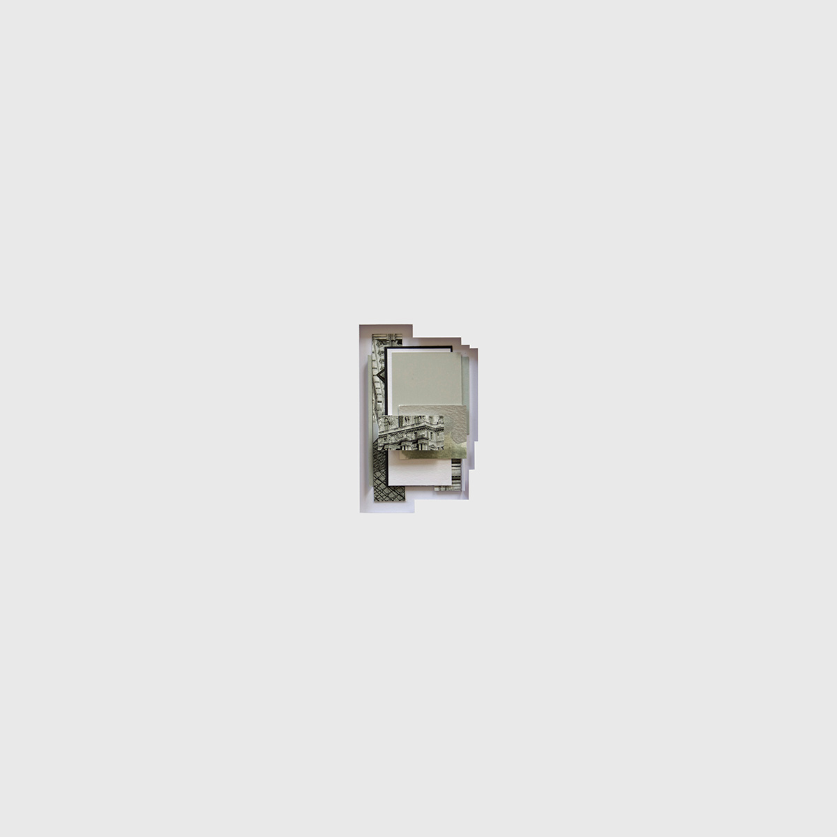 {MON ŒUVRE DE PARISo.T. (Louvre)}, 20138,5 x 6,5 cm auf 30 x 30 cm in 34,5 x 34,5 cmPapiercollage, gerahmt