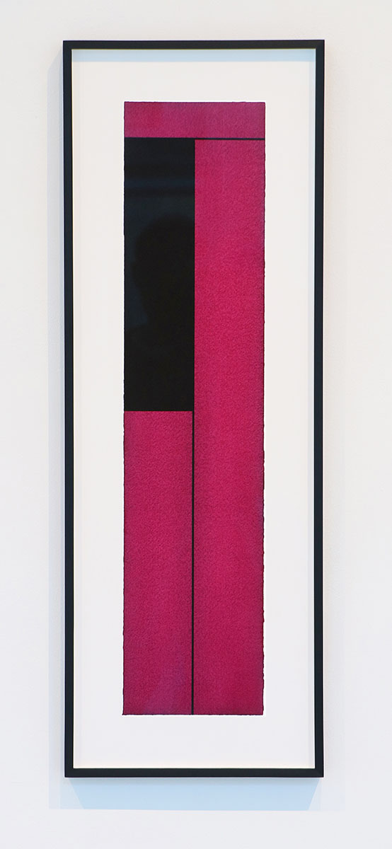 COLUMN (Kaminrot 2), 199670 x 16 cm in 83,4 x 29,4 cmAcryl und Reisskohle auf Papier; gerahmt, Museumsglas COLUMN (Kaminrot 2), 199670 x 16 cm in 83,4 x 29,4 cmAcryl und Reisskohle auf Papier; gerahmt, Museumsglas