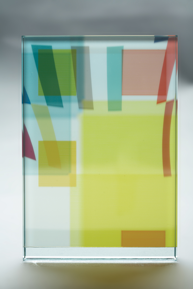 Prim Variation 2a, 200919 x 13 x 2,4 cmcomputer generated digital print on film, float glass