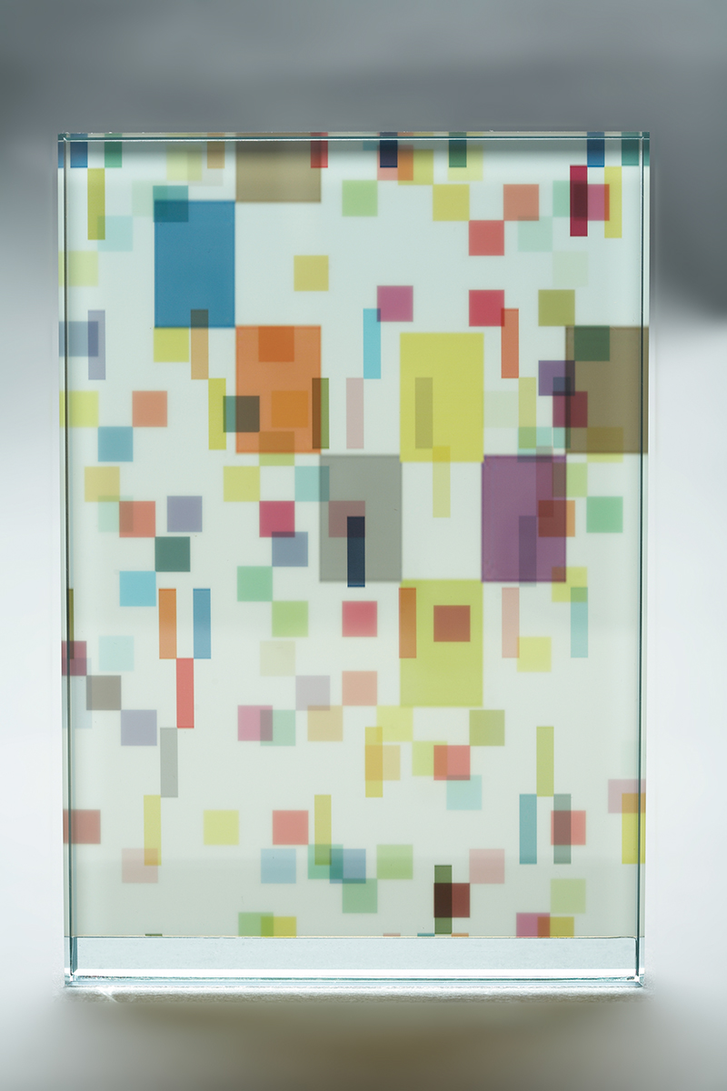 Prim Variation 10a, 200919 x 13 x 2,4 cmcomputer generated digital print on film, float glass